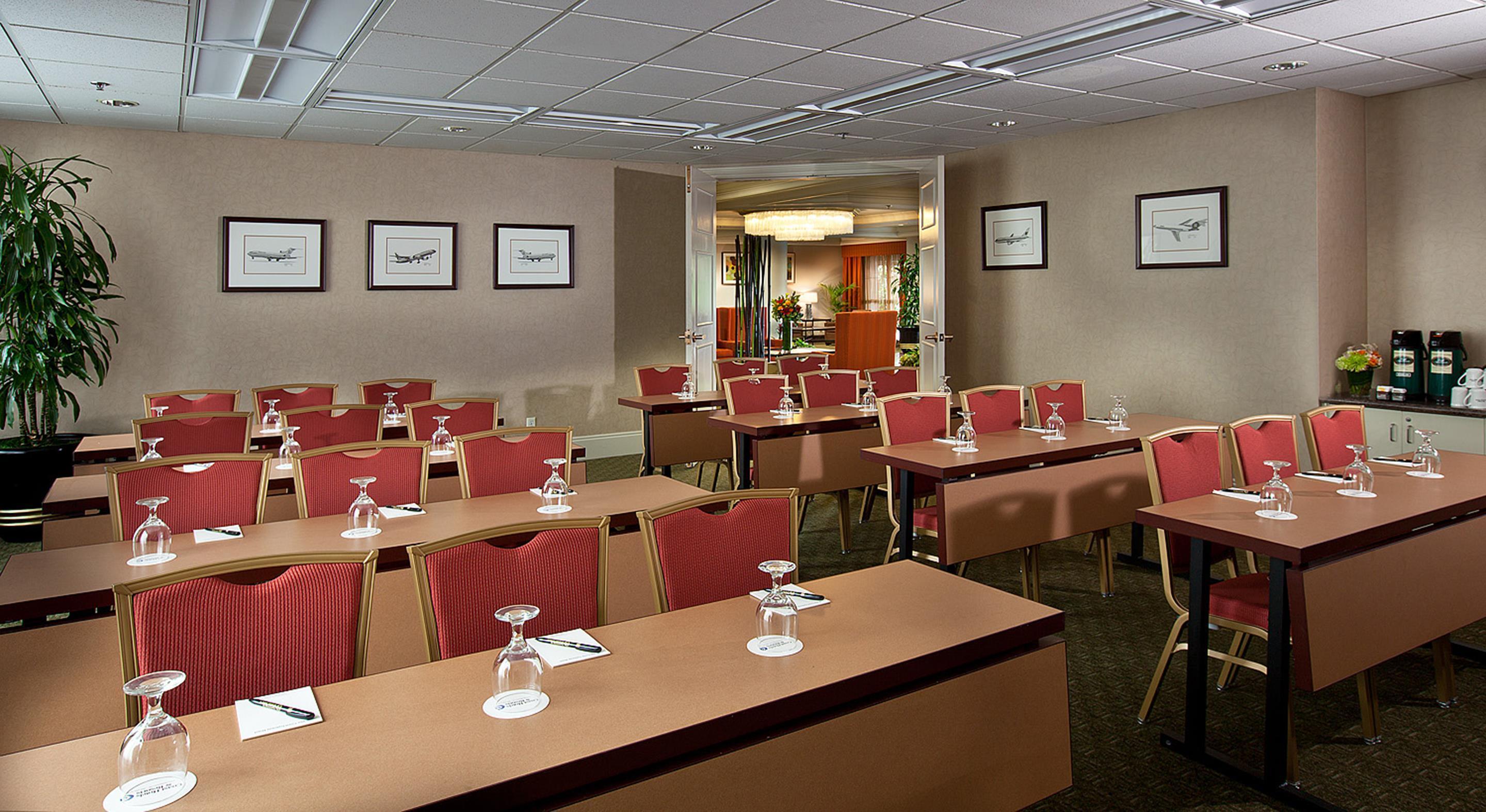 Coast Gateway Hotel SeaTac İş olanakları fotoğraf
